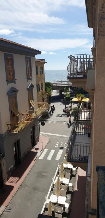 Beach Paradise Levanto Exterior photo